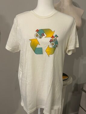 Serra White Tee with Yellow Floral Graphic